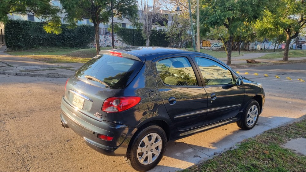 Peugeot 207 Compact Allure 1.4 — foto 5